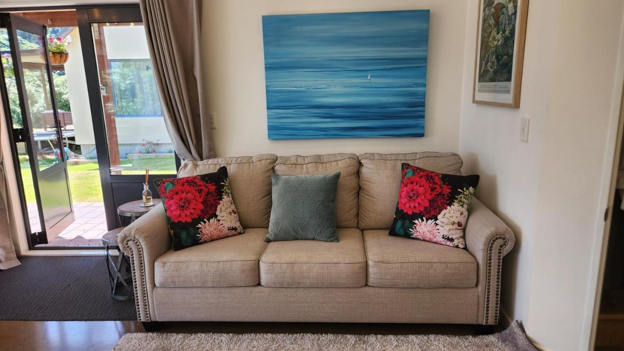Boutique Art Retreat 호텔 어퍼 허트 외부 사진